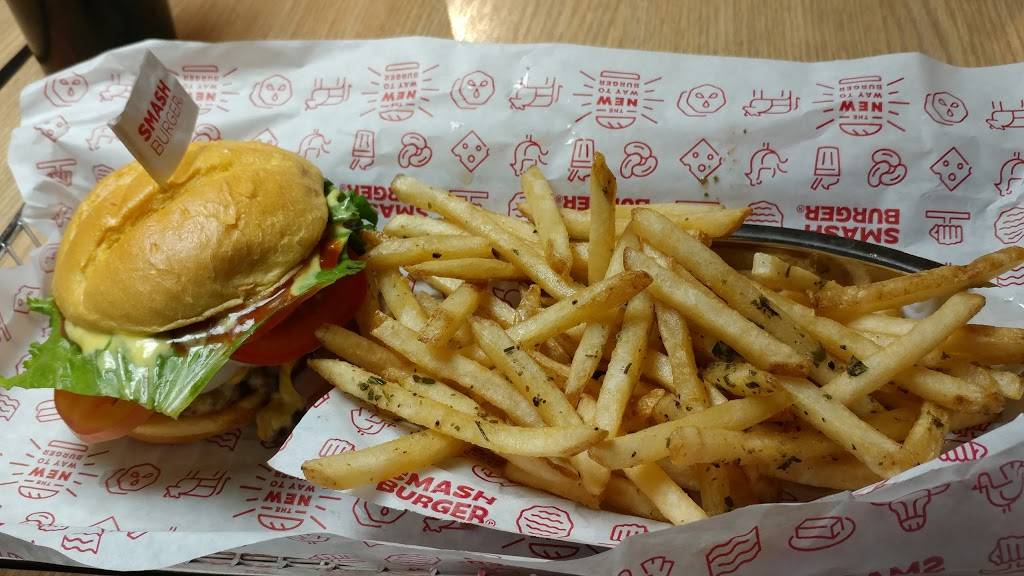 Smashburger | restaurant | 2550 E Harmony Rd #100, Fort Collins, CO 80528, USA | 9707443700 OR +1 970-744-3700