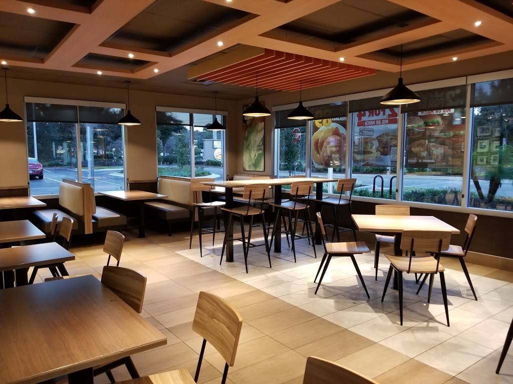 Burger King | restaurant | 9401 NW 39th Ave, Gainesville, FL 32606, USA | 3523367383 OR +1 352-336-7383