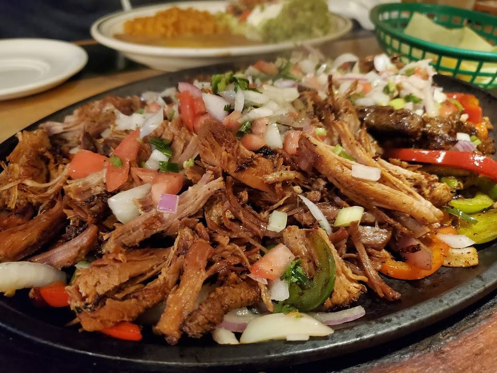 El Jimador | restaurant | 196 S Union Blvd, Lakewood, CO 80228, USA | 3039857597 OR +1 303-985-7597