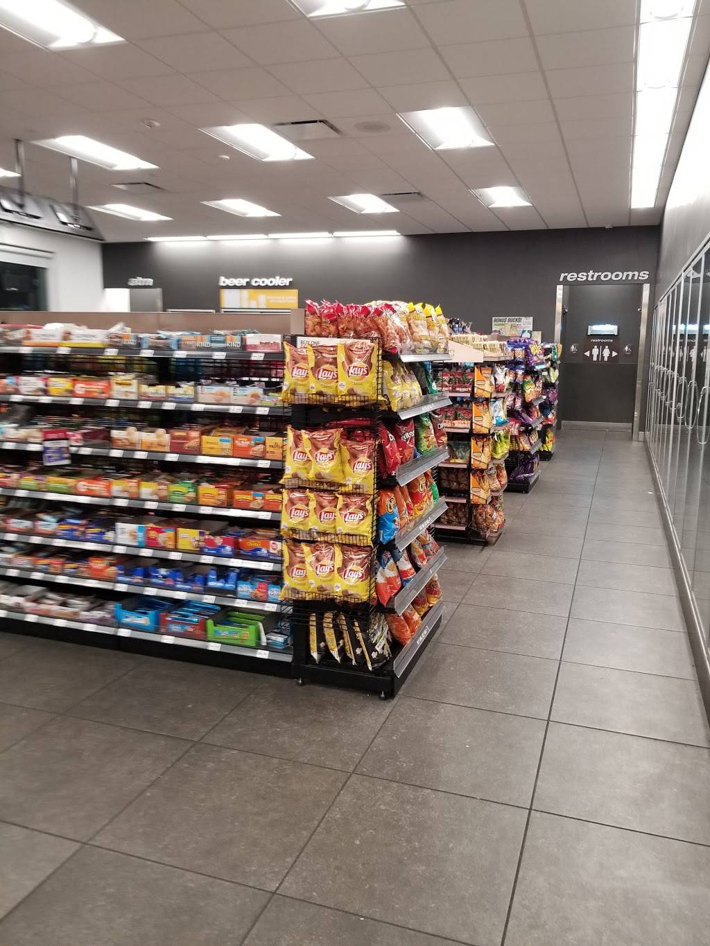 Thorntons Gas Station | bakery | 1351 34th St N, St. Petersburg, FL 33713, USA | 7273210568 OR +1 727-321-0568