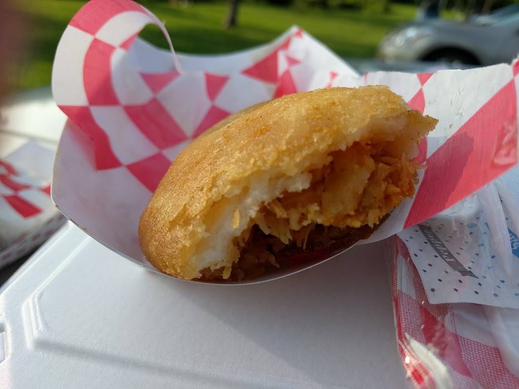 Sammy Arepas | restaurant | 3220 Lakeshore Dr, St Joseph, MI 49085, USA | 3319038708 OR +1 331-903-8708