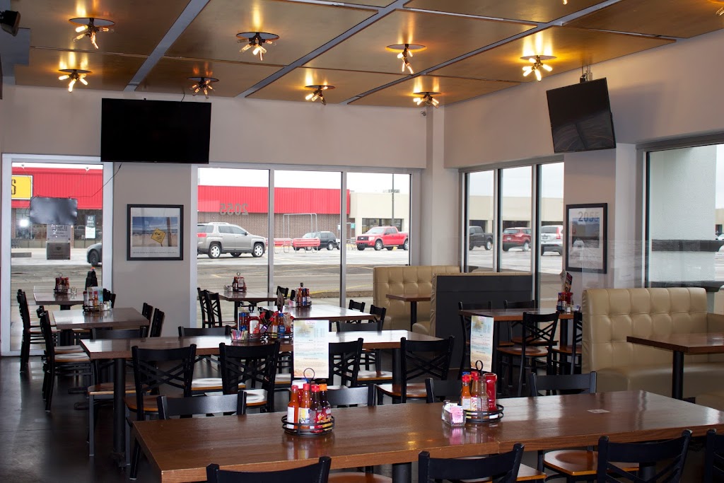 El Maviri Seafood Bar & Grill | restaurant | 2055 E Santa Fe St, Olathe, KS 66062, USA | 9138398721 OR +1 913-839-8721