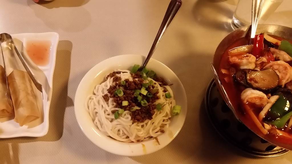 Sichuan Pepper | restaurant | 435 Hartford Turnpike, Vernon, CT 06066, USA | 8608709588 OR +1 860-870-9588