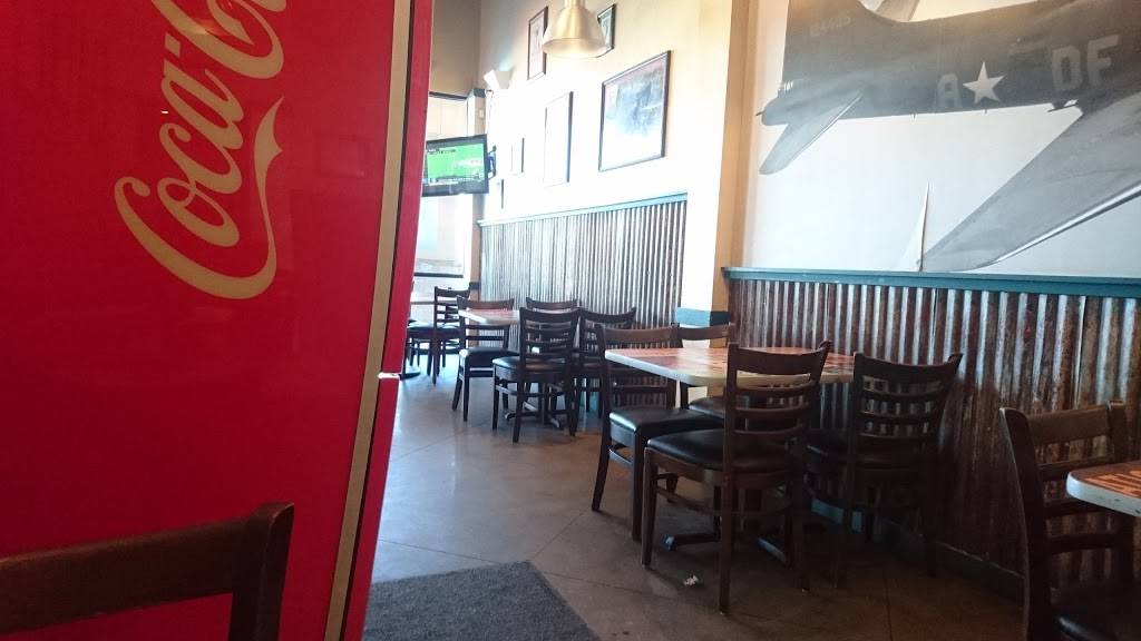 Wingstop | restaurant | 10749 North Fwy, Houston, TX 77037, USA | 2814489464 OR +1 281-448-9464