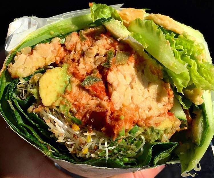 Deans Natural Food Market | restaurant | 490 Broad St, Shrewsbury, NJ 07702, USA | 7322046433 OR +1 732-204-6433