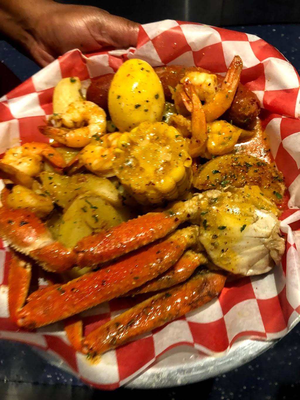 Krab Kingz | restaurant | 706 Grayson Hwy #300, Lawrenceville, GA 30046, USA | 4702821267 OR +1 470-282-1267