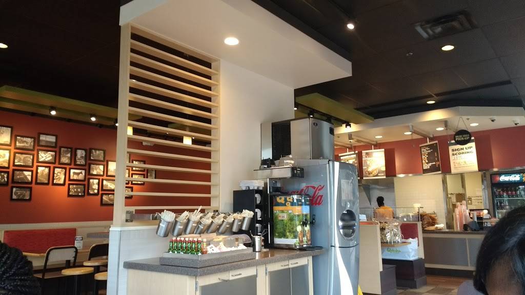 QDOBA Mexican Eats | restaurant | 233 Delaware St, Indianapolis, IN 46204, USA | 3176028555 OR +1 317-602-8555