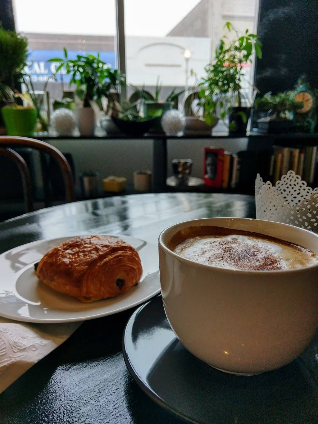 Oloman Cafe | cafe | 10215 Joseph Campau Ave, Hamtramck, MI 48212, USA | 3138005089 OR +1 313-800-5089