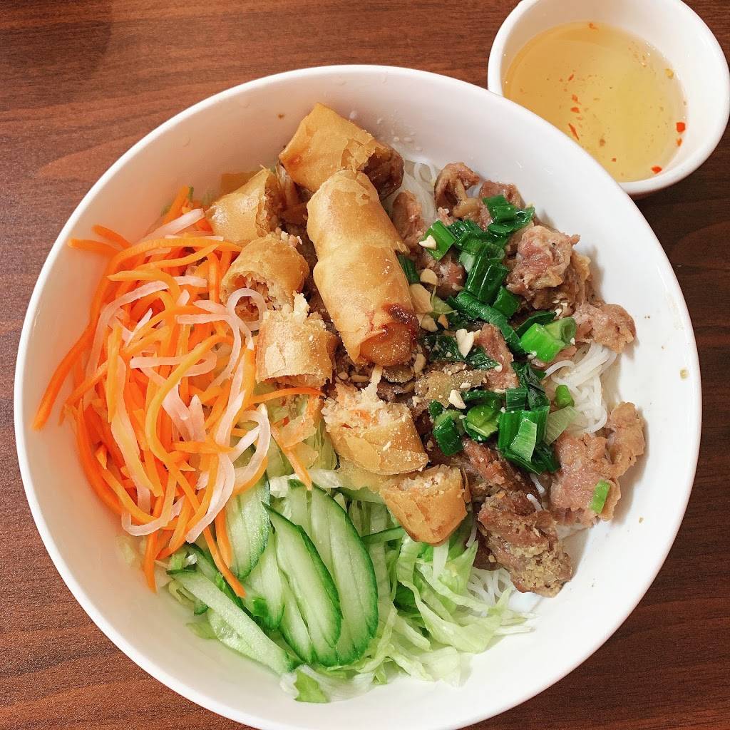 Pho Viet | restaurant | 155 N Dupont Hwy Ste. 4, Dover, DE 19901, USA | 3029073979 OR +1 302-907-3979