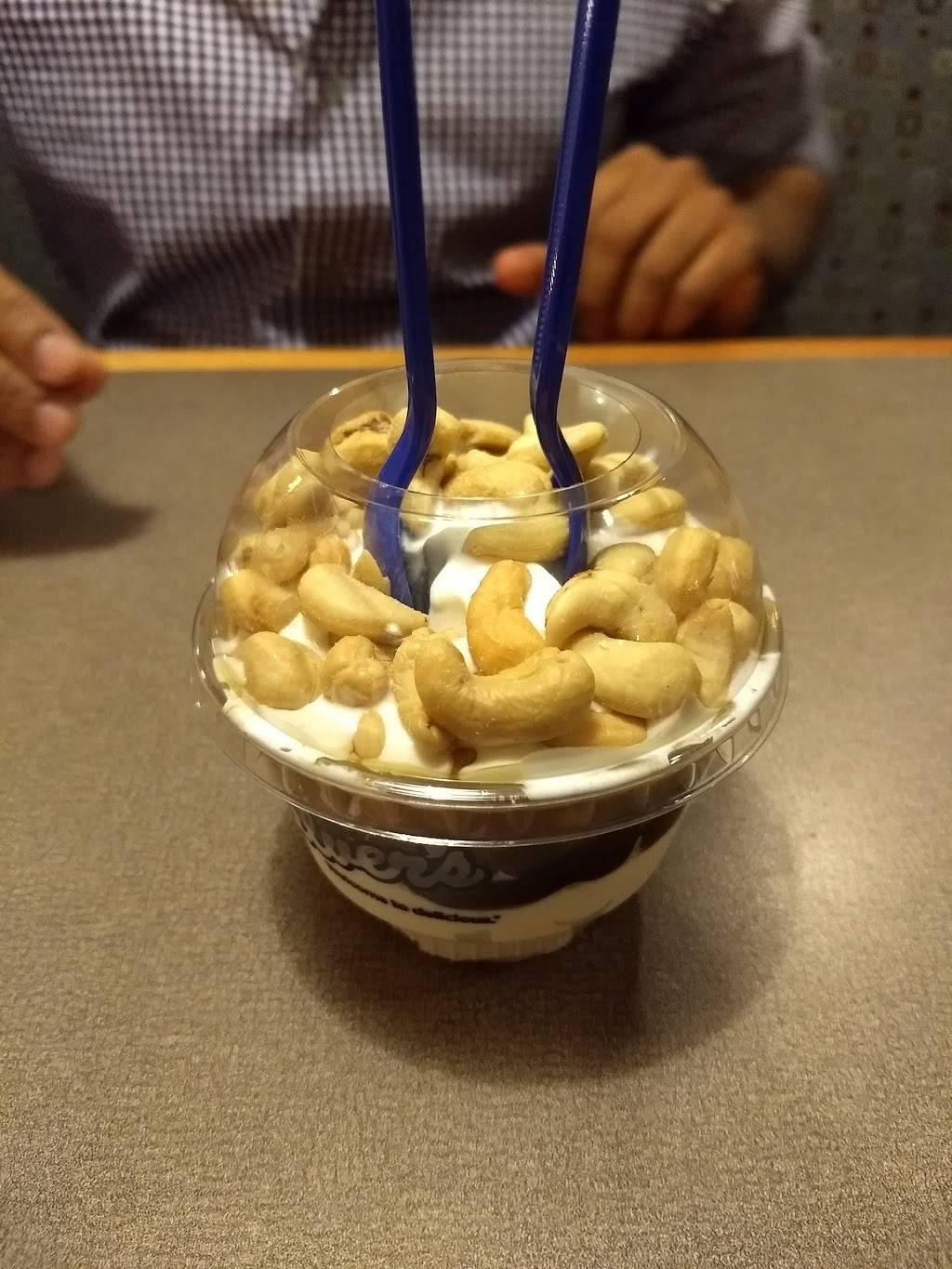 Culvers | restaurant | 1407 W Grand Ave, Port Washington, WI 53074, USA | 2622686888 OR +1 262-268-6888