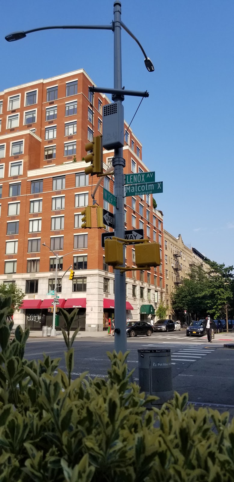 Jacob | restaurant | 373 Malcolm X Blvd, New York, NY 10027, USA | 2128663663 OR +1 212-866-3663