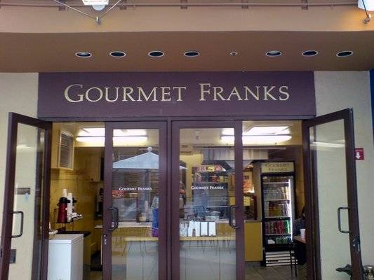 Gourmet Franks | restaurant | 199 Stanford Shopping Center, Palo Alto, CA 94304, USA | 6503277246 OR +1 650-327-7246