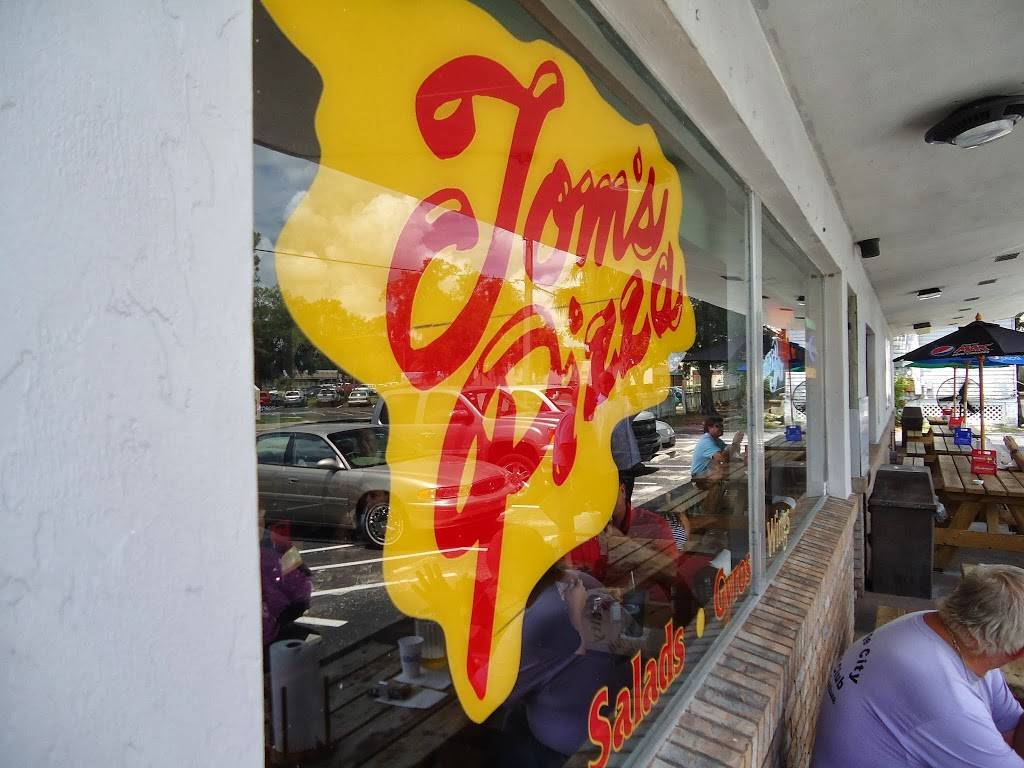 Toms Pizza Shop | restaurant | 140 E Rich Ave, DeLand, FL 32724, USA | 3867382511 OR +1 386-738-2511