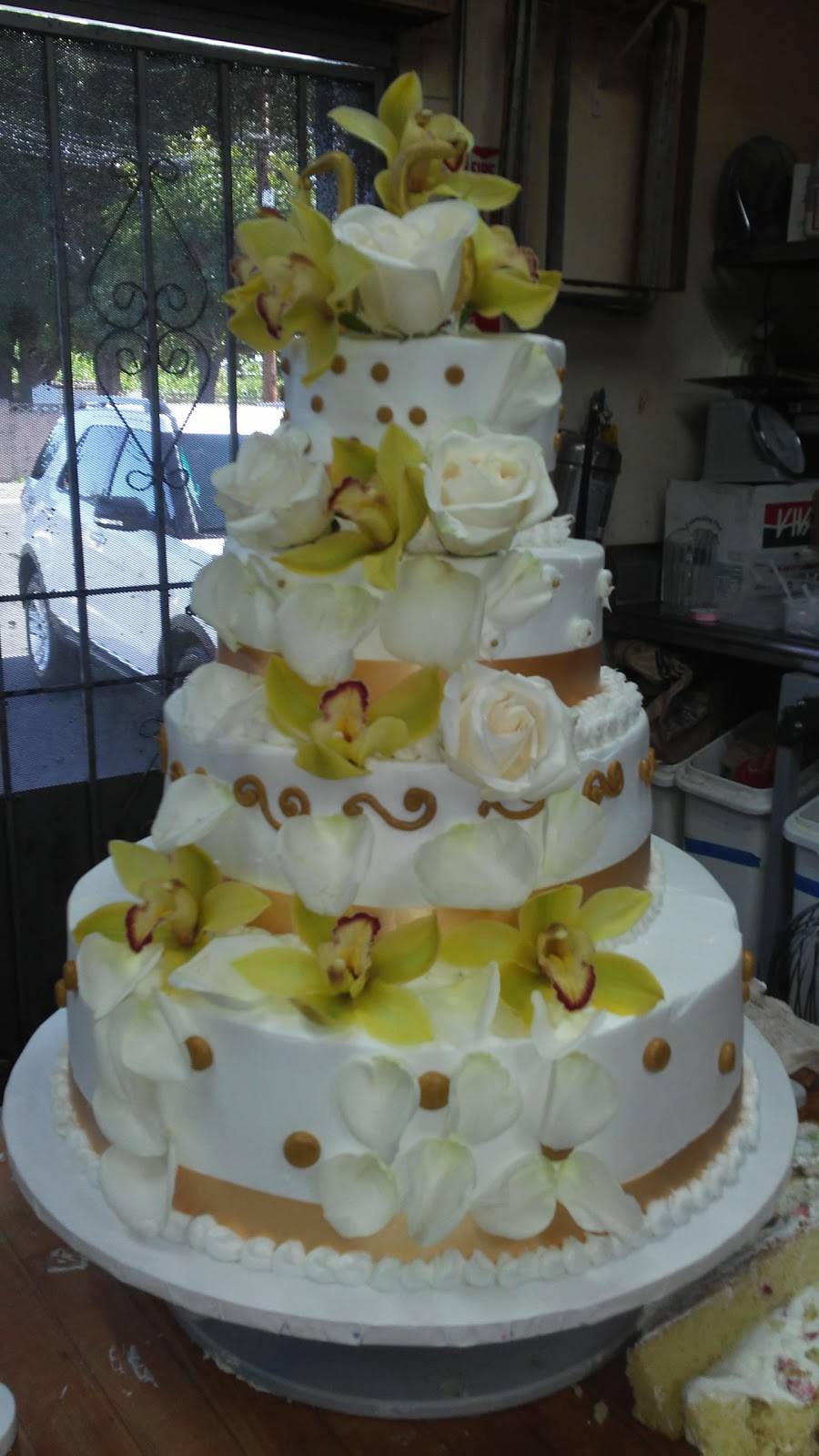 Dorada Restaurant & Bakery | bakery | 11552 Garden Grove Blvd, Garden Grove, CA 92843, USA | 7146363251 OR +1 714-636-3251