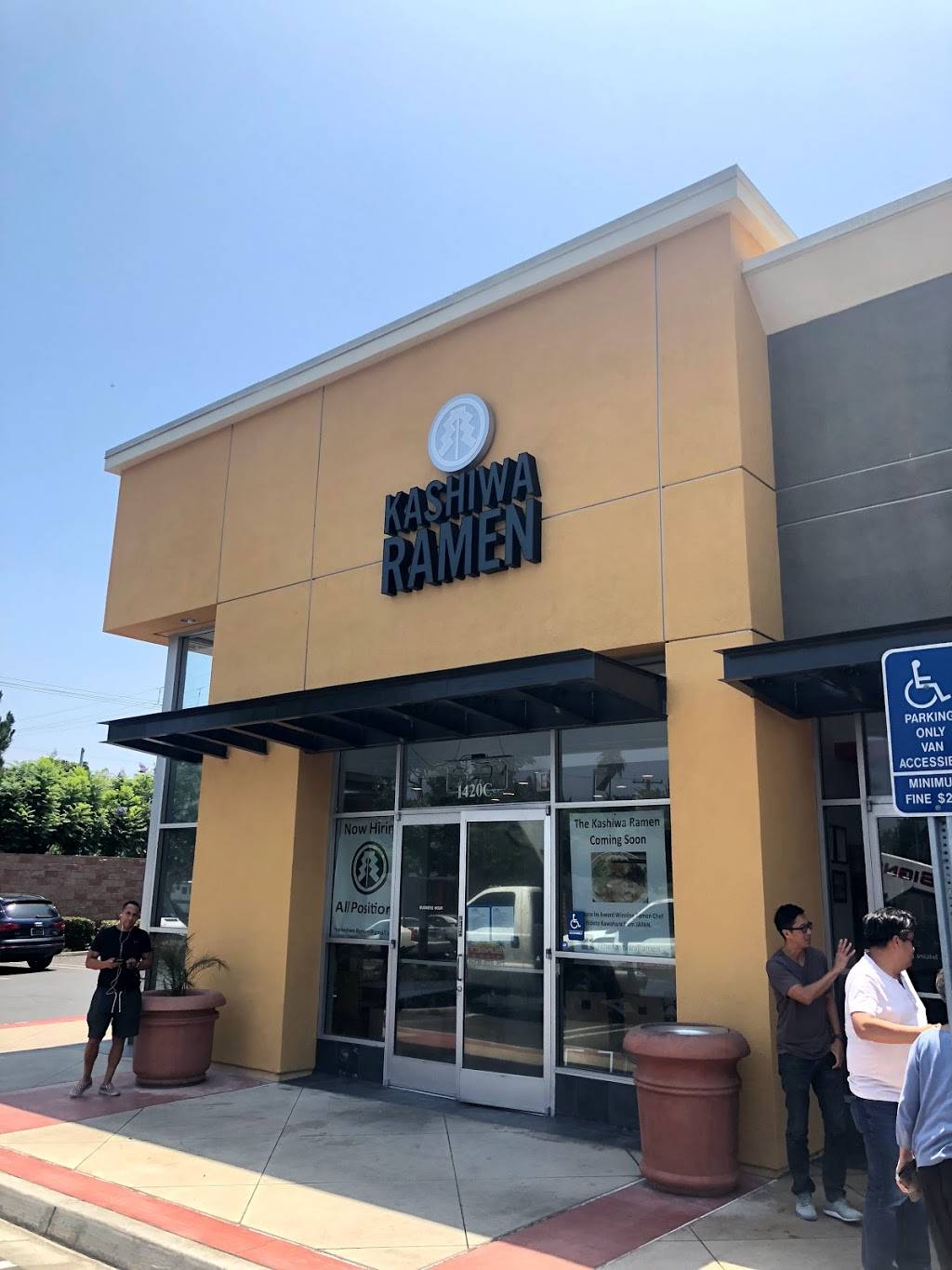 Kashiwa ramen | restaurant | 1420 Baker St, Costa Mesa, CA 92626, USA | 6572320223 OR +1 657-232-0223