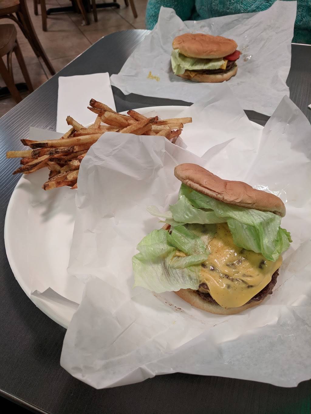 Southwells Hamburger Grill | restaurant | 1909 Taylor St, Houston, TX 77007, USA | 7138626611 OR +1 713-862-6611