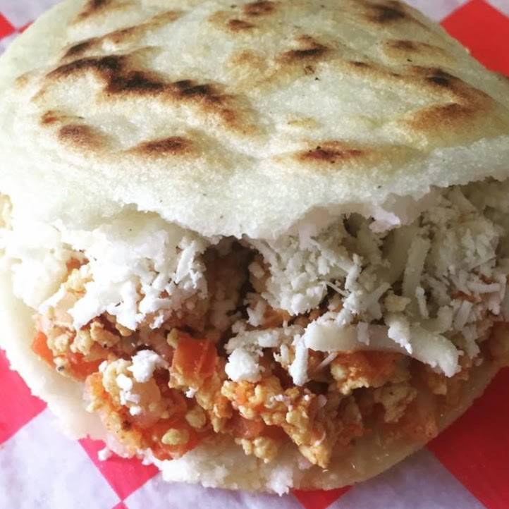 Arepa Crew | restaurant | 5800 Quantrell Ave #1107, Alexandria, VA 22312, USA | 7037255602 OR +1 703-725-5602