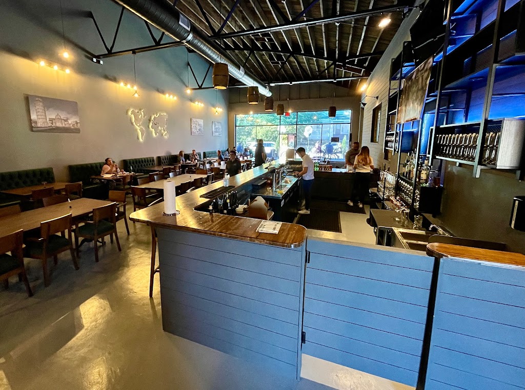 Magazzino Delle Pizza | restaurant | 137 S Perry St, Lawrenceville, GA 30046, USA | 4704841917 OR +1 470-484-1917