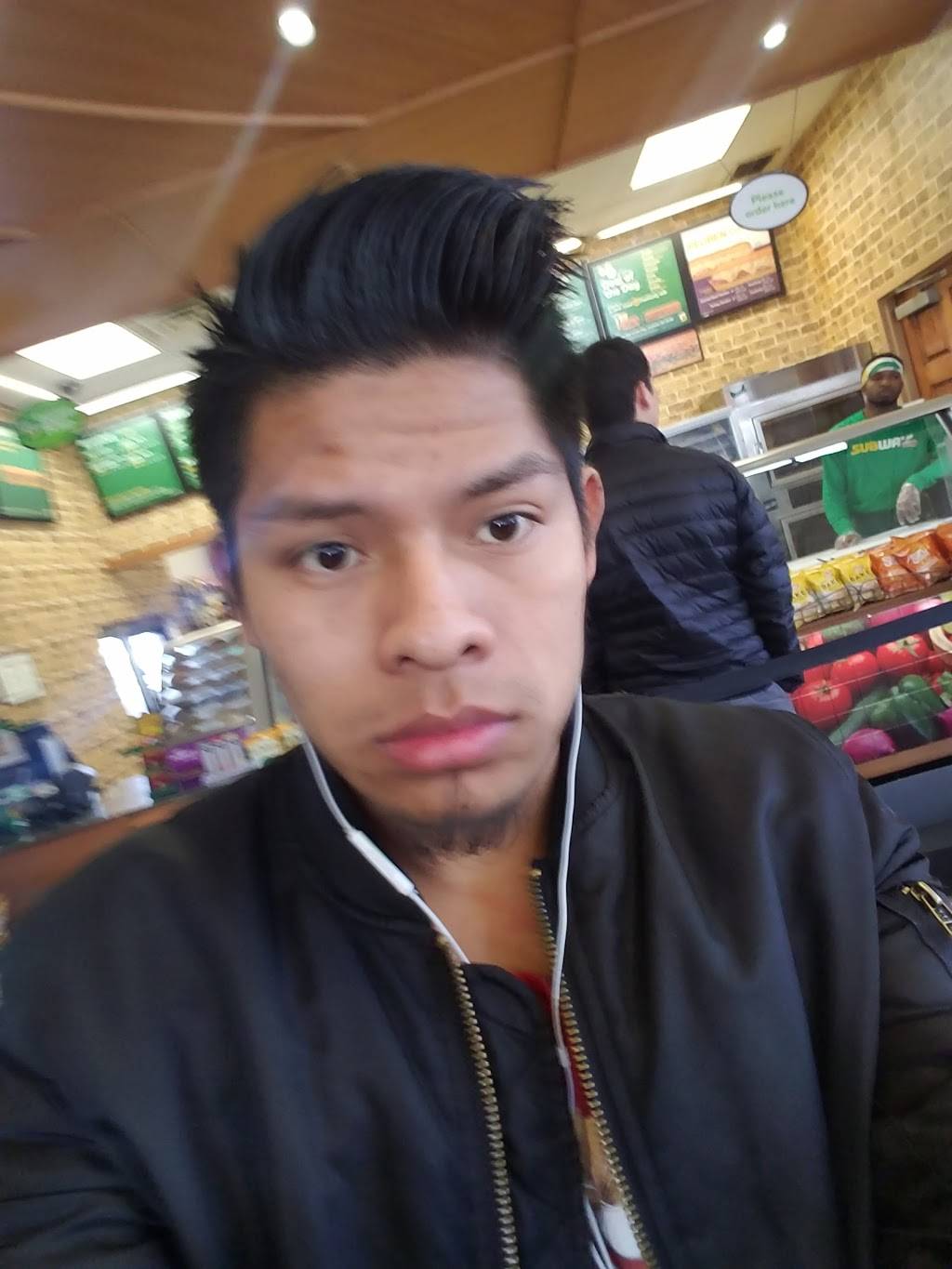 Subway | restaurant | 1111 S Clinton St, Fort Wayne, IN 46802, USA | 2607552173 OR +1 260-755-2173