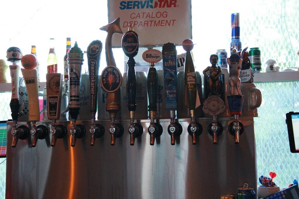 Dew Drop Inn | restaurant | 2801 8th St NE, Washington, DC 20017, USA | 2027910909 OR +1 202-791-0909