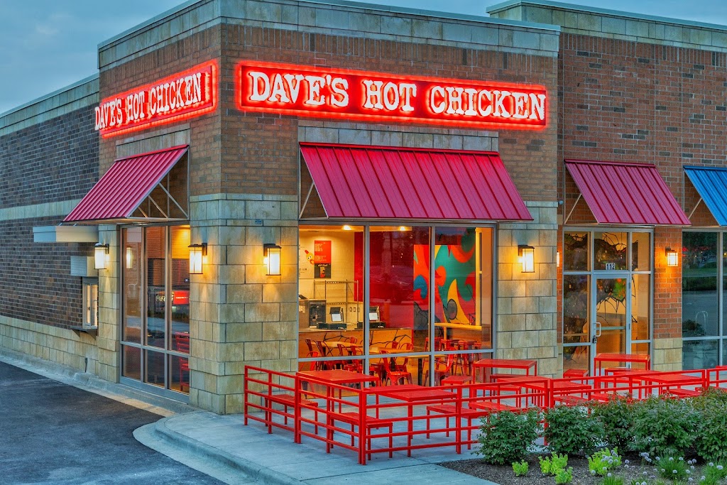 Dave’s Hot Chicken | restaurant | 2736 Showplace Dr, Naperville, IL 60564, USA | 6305260144 OR +1 630-526-0144