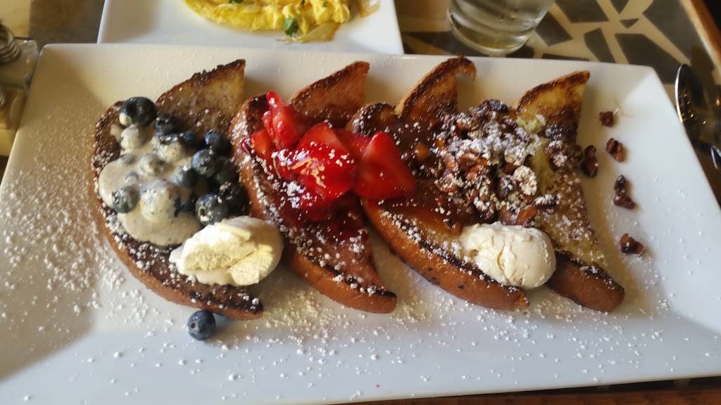 Batter & Berries | restaurant | 2748 N Lincoln Ave, Chicago, IL 60614, USA | 7732487710 OR +1 773-248-7710