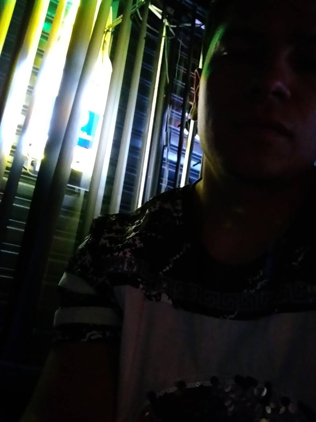 El Monumental | restaurant | 14428 Hillside Avenue, Jamaica, NY 11435, USA | 7187259727 OR +1 718-725-9727