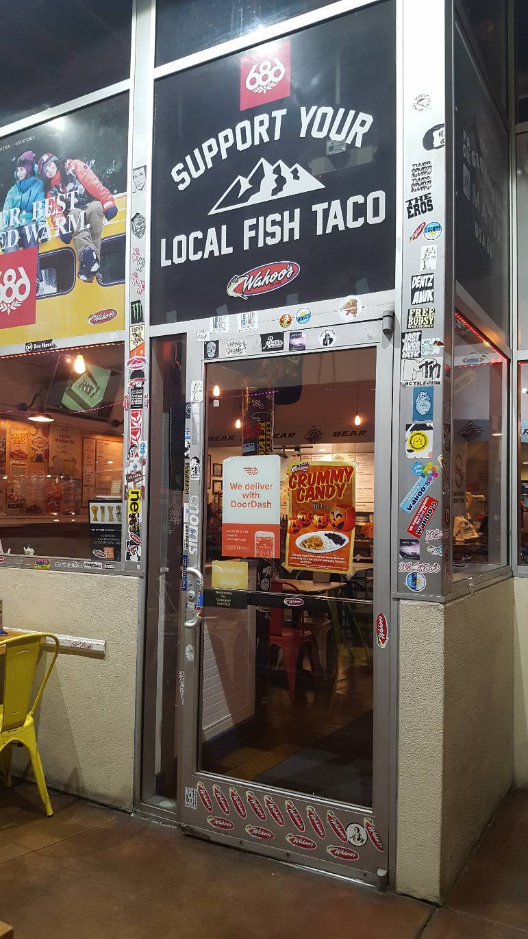 Wahoos Fish Taco | restaurant | 418 Wilshire Blvd, Santa Monica, CA 90401, USA | 3103939125 OR +1 310-393-9125