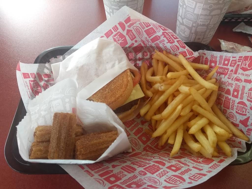 Jack in the Box | restaurant | 4011 Bonita Rd, Bonita, CA 91902, USA | 6194758201 OR +1 619-475-8201