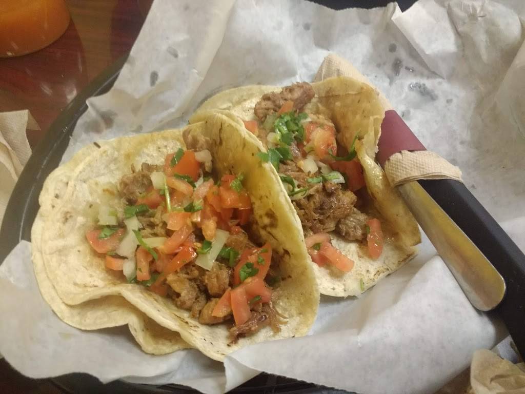 La Parrilla Taqueria Mexican Food | restaurant | w 28584, 714 W Corbett Ave, Swansboro, NC 28584, USA | 9103251131 OR +1 910-325-1131