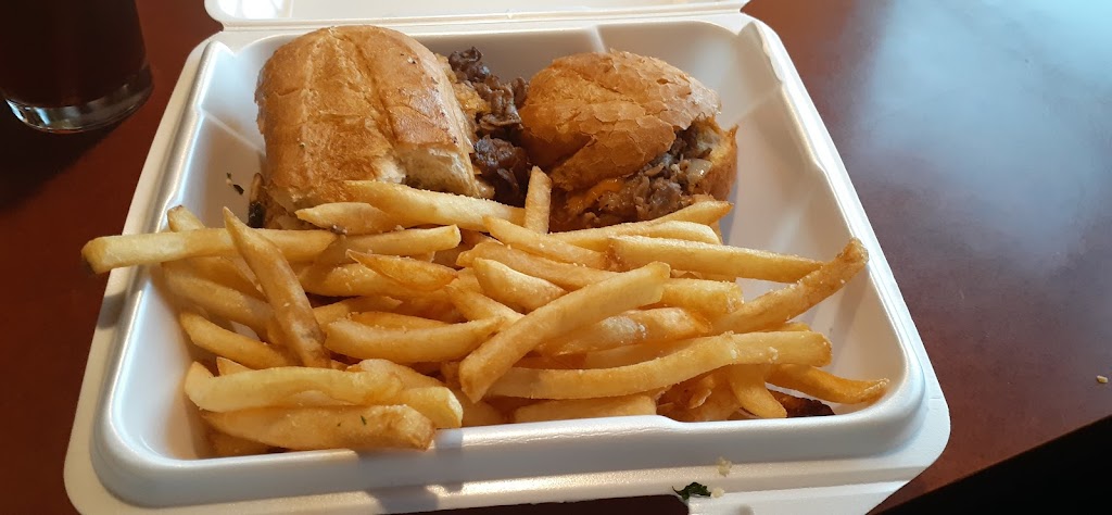 Mikes Italian Restaurant | restaurant | 630 W Pine St, Baraboo, WI 53913, USA | 6084482278 OR +1 608-448-2278