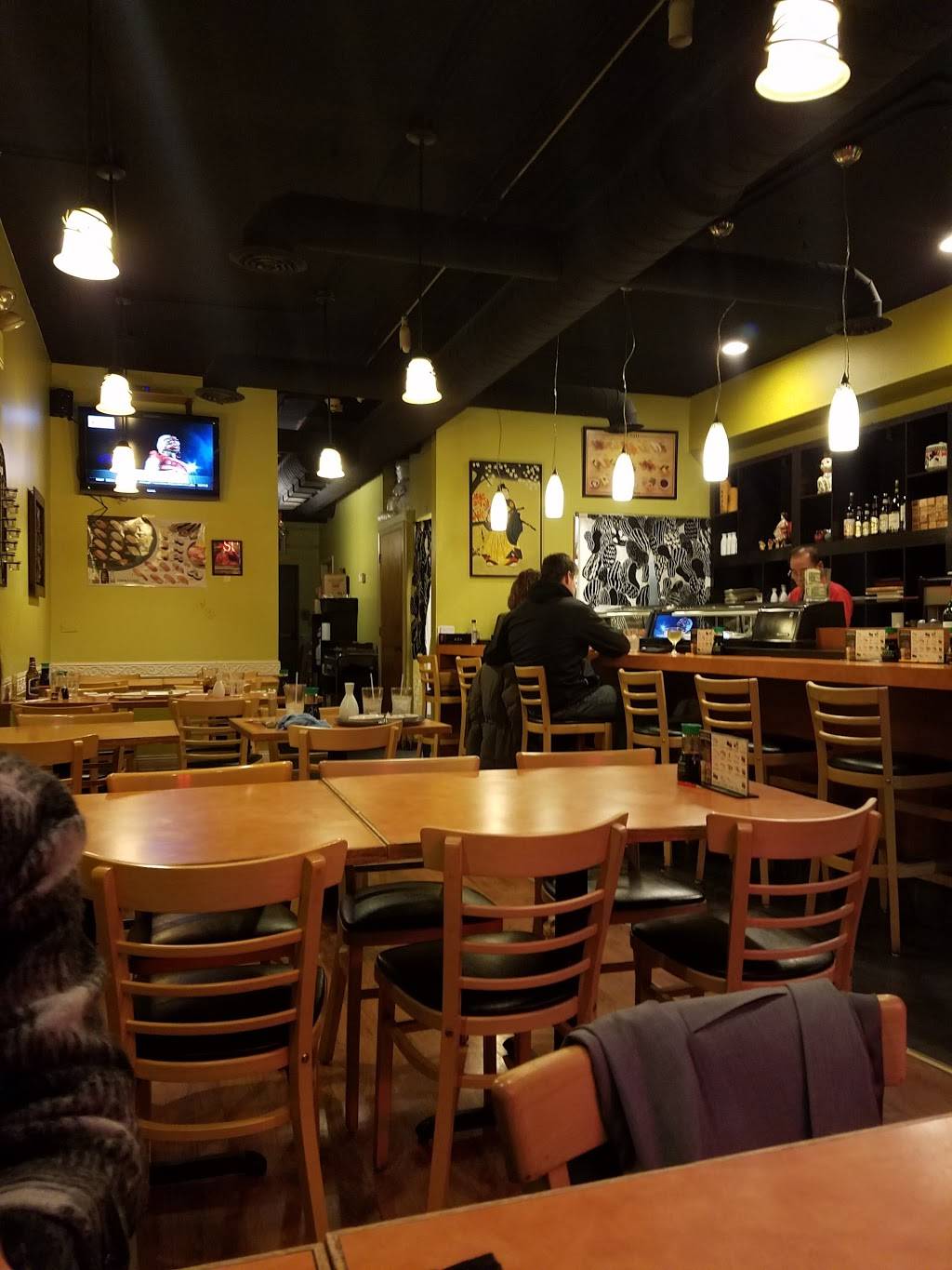 Moshi Moshi Japanese Restaurant | restaurant | 109 S Main St, Naperville, IL 60540, USA | 6303555516 OR +1 630-355-5516