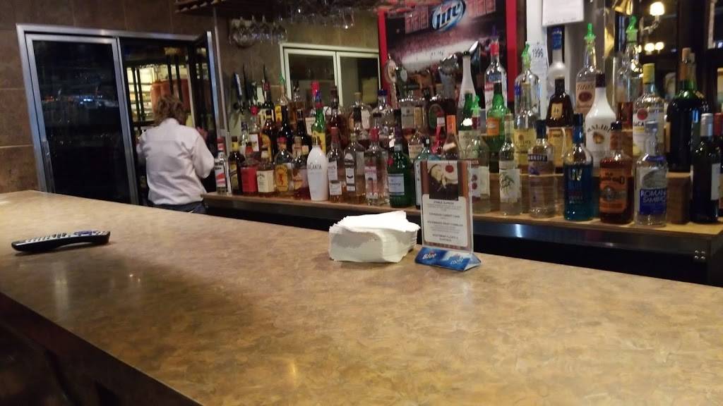 Stable Inn | restaurant | 11880 W Olive Rd, Grand Haven, MI 49417, USA | 6168468581 OR +1 616-846-8581