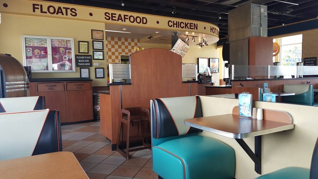 A&W Restaurant | restaurant | 970 Pickwick Rd, Savannah, TN 38372, USA | 7319255560 OR +1 731-925-5560