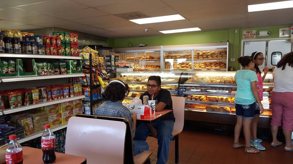 Guatemalteca Bakery and Restaurant | bakery | 4032 Beverly Blvd, Los Angeles, CA 90004, USA | 2133829451 OR +1 213-382-9451