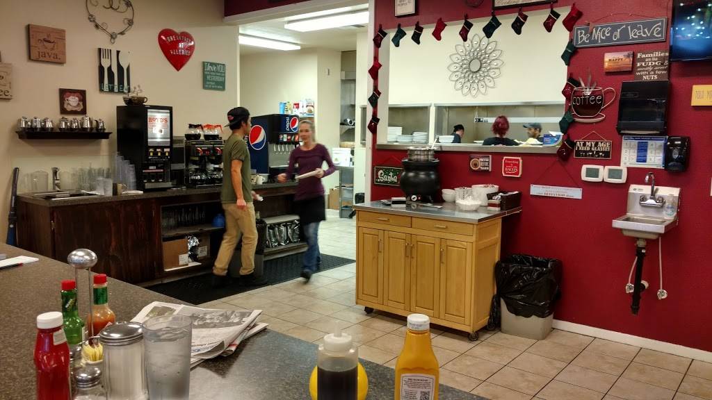 Breakfast at Valeries | restaurant | 516 SE Chkalov Dr, Vancouver, WA 98683, USA | 3608285805 OR +1 360-828-5805