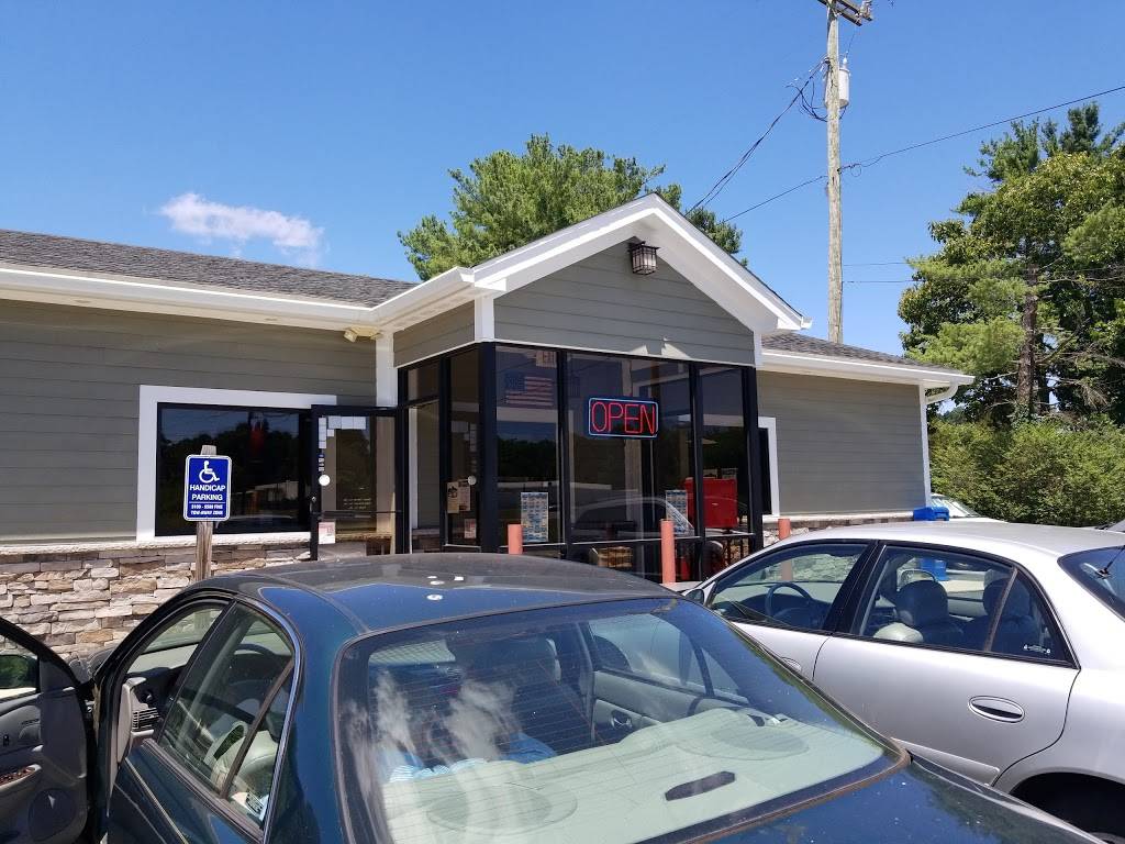 Vitos Lovingston | restaurant | 8181 Thomas Nelson Hwy, Lovingston, VA 22949, USA | 4342638688 OR +1 434-263-8688