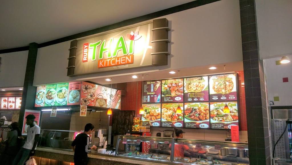 Ruby Tuesday | restaurant | 10300 Southside Blvd #242, Jacksonville, FL 32256, USA | 9043631540 OR +1 904-363-1540