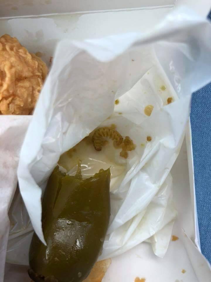 Williams Fried Chicken | restaurant | 820 Brentwood Stair Rd, Fort Worth, TX 76112, USA | 8174298009 OR +1 817-429-8009