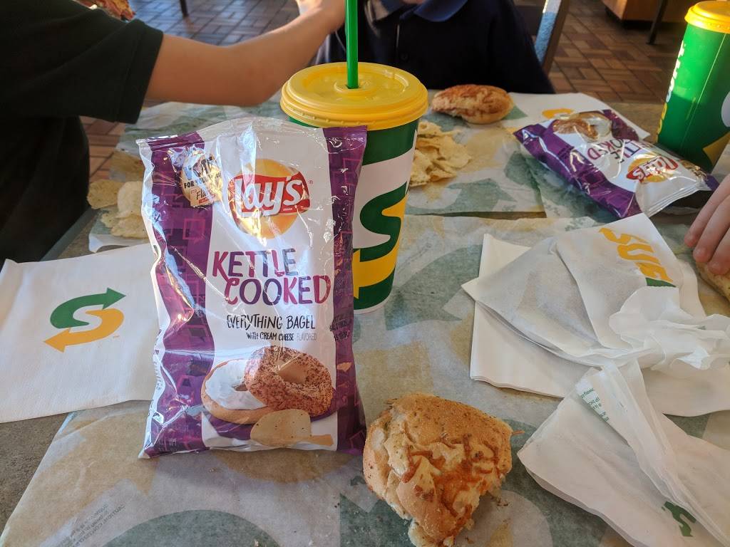 Subway | restaurant | 2560 Bethel Rd, Columbus, OH 43220, USA | 6143263782 OR +1 614-326-3782