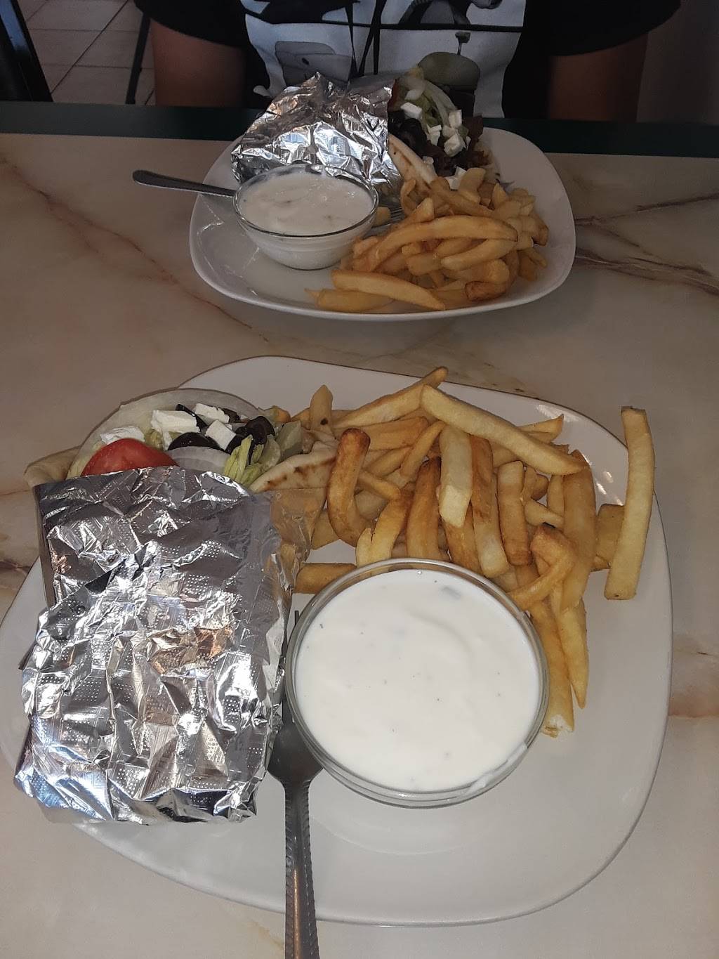Annas Gyros | restaurant | 2228 SW 74th St, Oklahoma City, OK 73159, USA | 4056817733 OR +1 405-681-7733