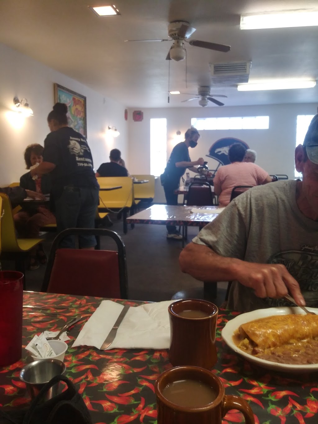 Aunty Bevs | restaurant | 2322 Lake Ave, Pueblo, CO 81004, USA | 7195648562 OR +1 719-564-8562