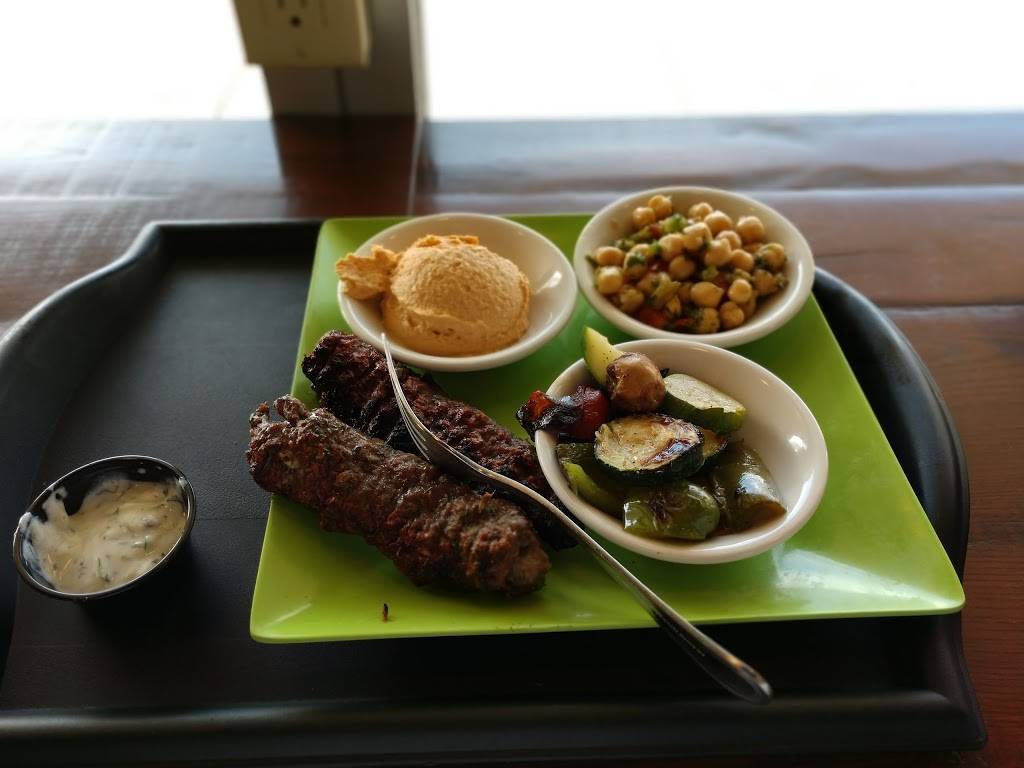 MAZA Mediterranean Grill | restaurant | 274 Daniel Webster Hwy, Nashua, NH 03060, USA | 6038887500 OR +1 603-888-7500