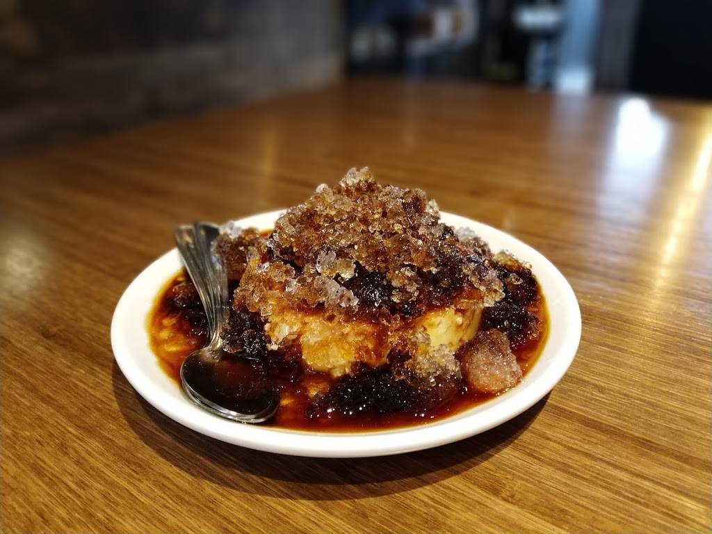 Pho Xin Chao | restaurant | 7057 Yonge St, Thornhill, ON L3T 2A6, Canada | 9058818826 OR +1 905-881-8826