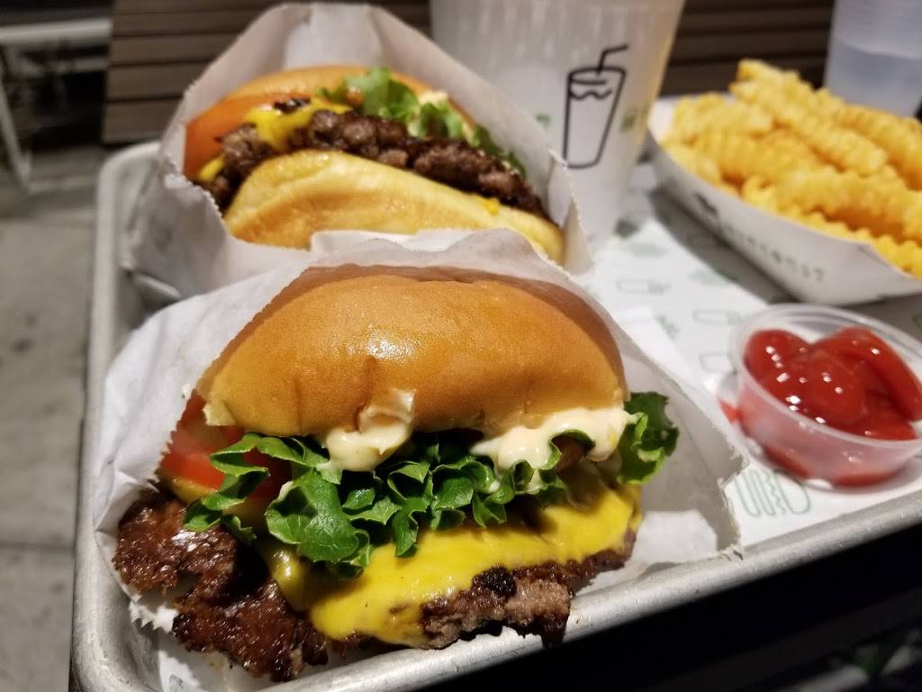 Shake Shack | restaurant | 1400 14th St NW, Washington, DC 20005, USA | 2026020493 OR +1 202-602-0493