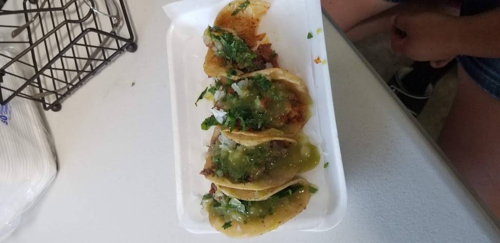 La calle | meal takeaway | 7429 El Cerrito Rd, Corona, CA 92881, USA | 9514272514 OR +1 951-427-2514