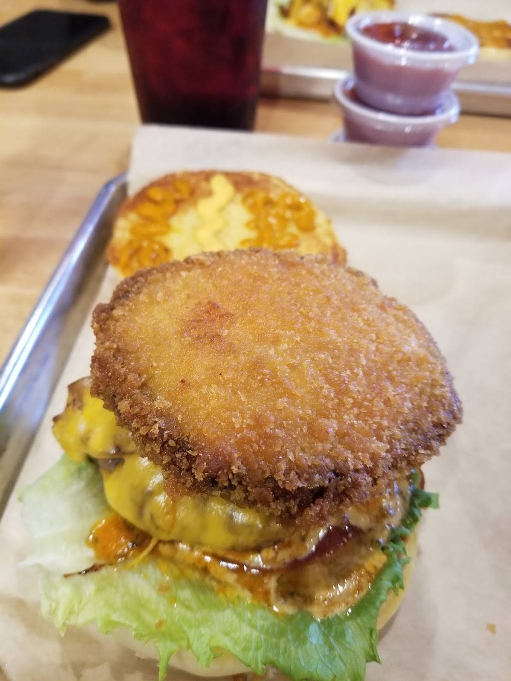 Flip n Patties | restaurant | 1809 Eldridge Pkwy, Houston, TX 77077, USA | 8322435061 OR +1 832-243-5061