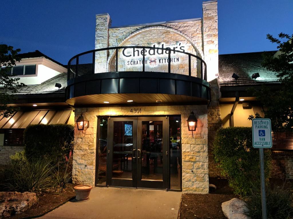 Cheddars Scratch Kitchen | restaurant | 4301 W William Cannon Dr, Austin, TX 78749, USA | 5128999727 OR +1 512-899-9727