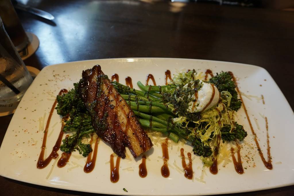 Karl Strauss Brewing Company | restaurant | 1000 Universal Studios Blvd, Universal City, CA 91608, USA | 8187532739 OR +1 818-753-2739