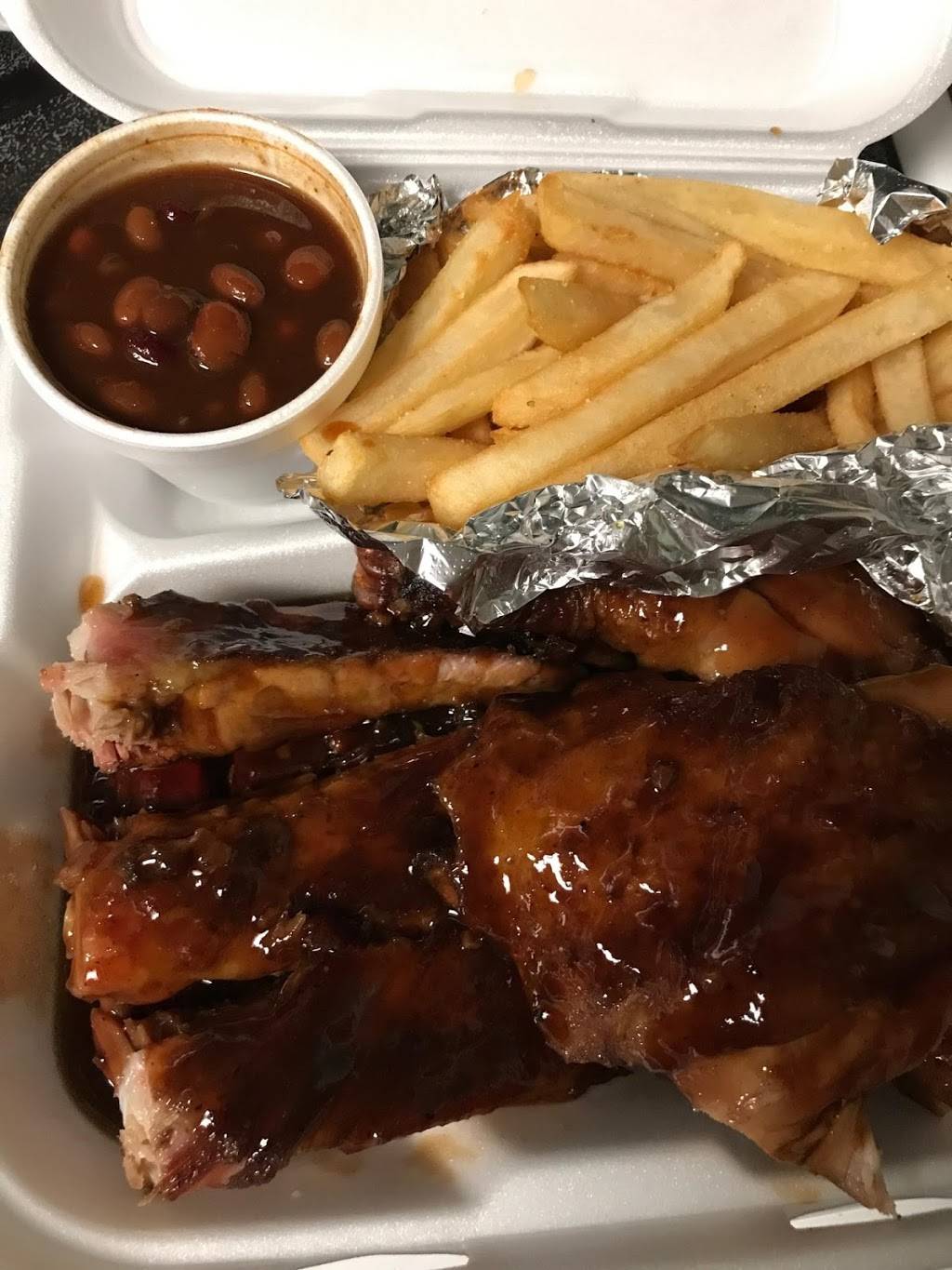 C Js BBQ & Fish | restaurant | 520 Parker Rd, Fairfield, CA 94533, USA | 7074372260 OR +1 707-437-2260